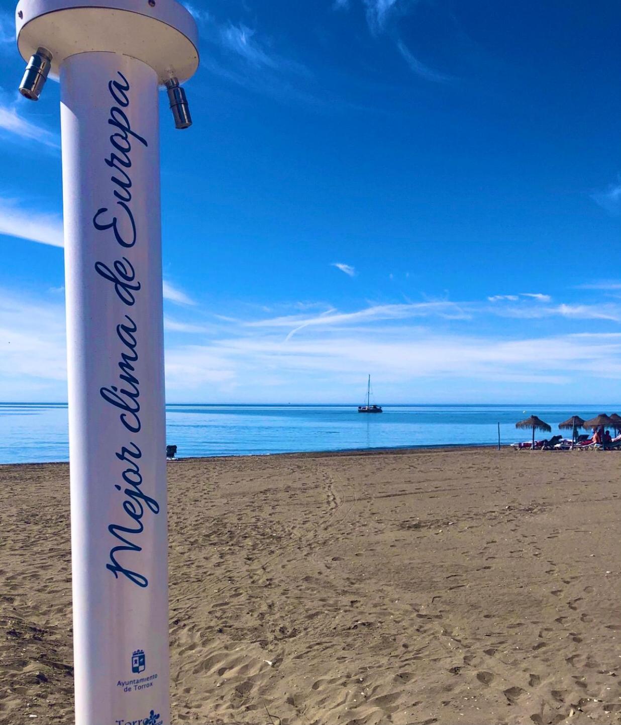 Spacious 1 Bedroom Apartment, Beach Front, Torrox Costa Exteriér fotografie