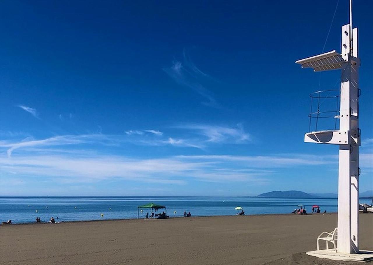Spacious 1 Bedroom Apartment, Beach Front, Torrox Costa Exteriér fotografie